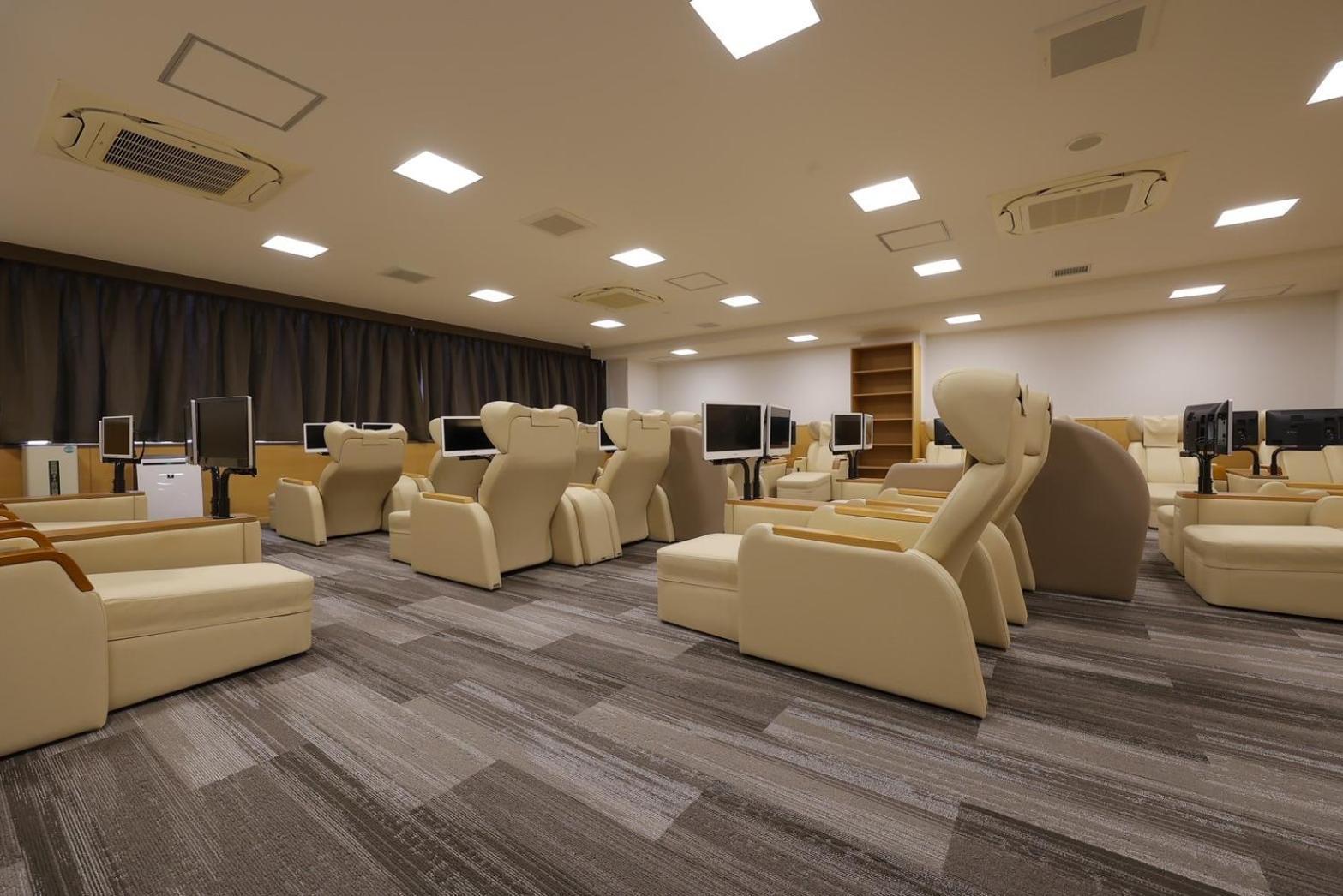 Sauna & Capsule Hotel Rumor Plaza Киото Экстерьер фото